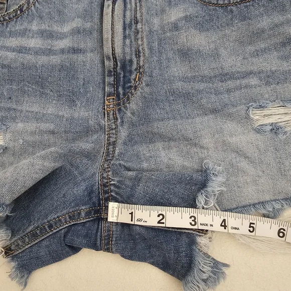 REWASH Distressed Blue Super High-Rise Jean Womens Shorts SIZE 5/27 - Picture 7 of 16